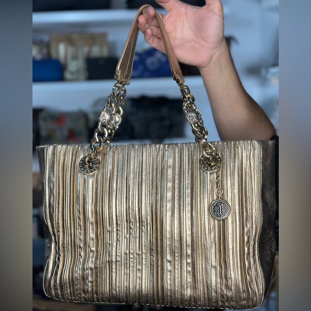 $4000 RETAIL BVLGARI LEATHER TOTE